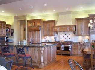 1798 El Capitan Dr, Redding, CA 96001