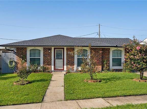 2nd image of 177 Madeira Dr