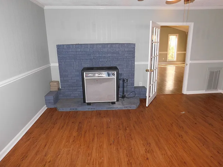 2128 Red Banks Rd N — Photo 6