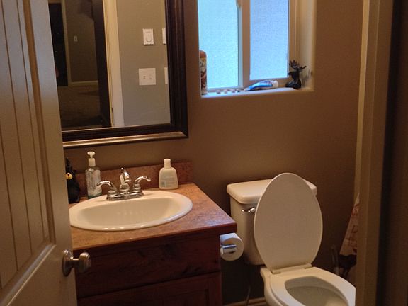 Second bathroom 