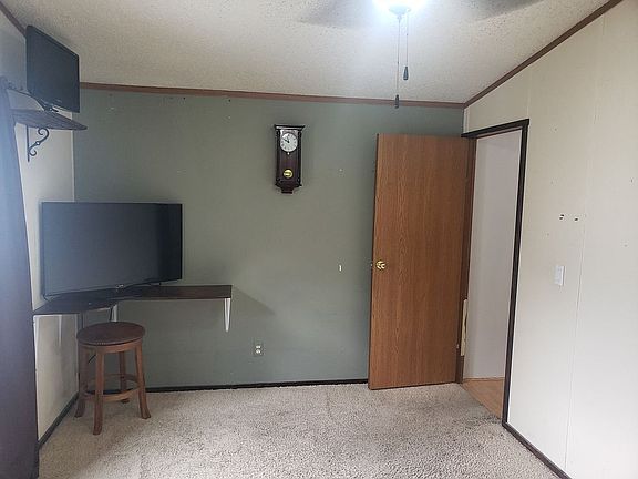 3rd image of 140 Teakwood Dr