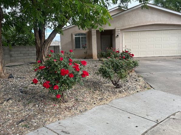 160 Calle Don Demetrio NE, Los Lunas, NM
