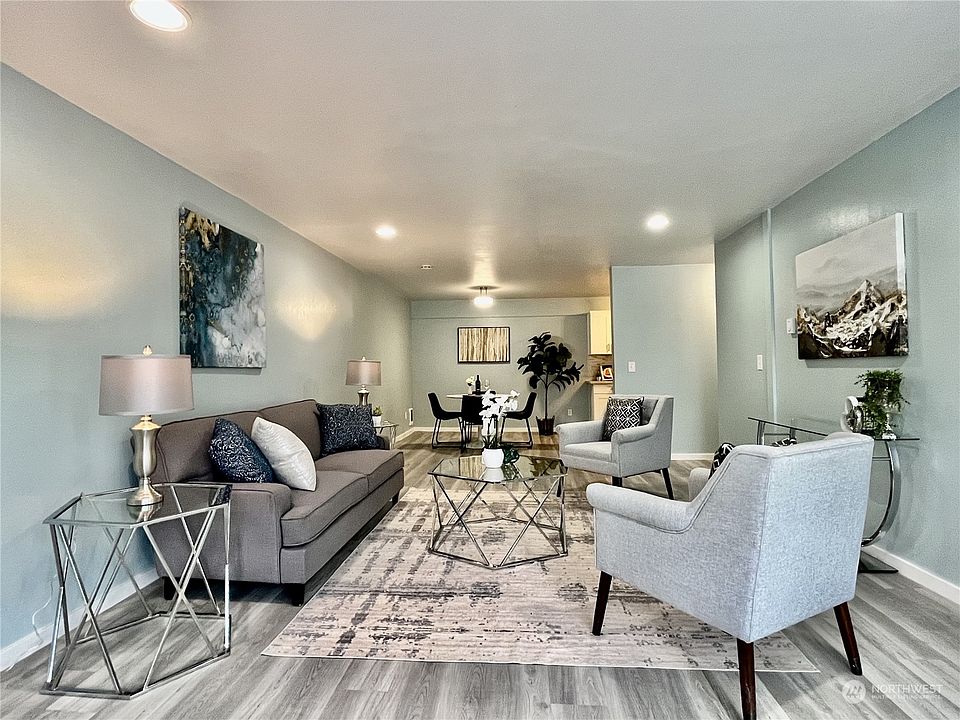 1st image of 9416 1st Avenue NE #406