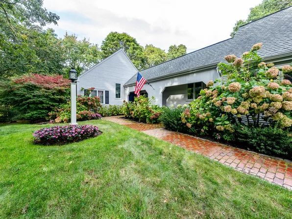 46 Sea Marsh Road, Centerville, MA 02632