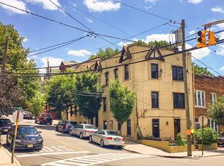 65 Hudson Pl, Weehawken, NJ 07086