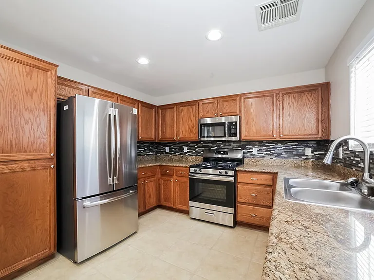 8436 Walker Gardens Pl — Photo 8