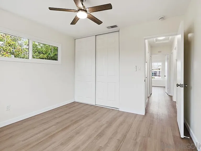 6593 Delfern St — Photo 12