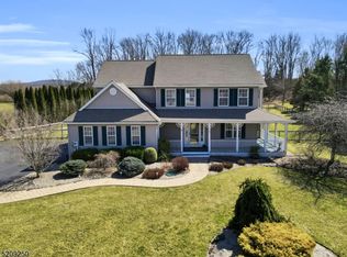 14 Fieldview Rd, Andover, NJ 07821