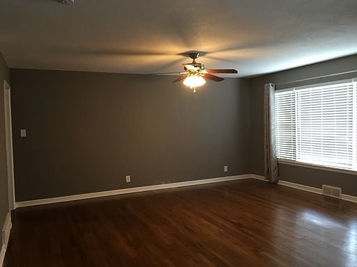 4th image of 4845 Overton Ave
