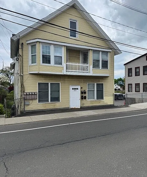 265 East Ave #3 — Photo 14