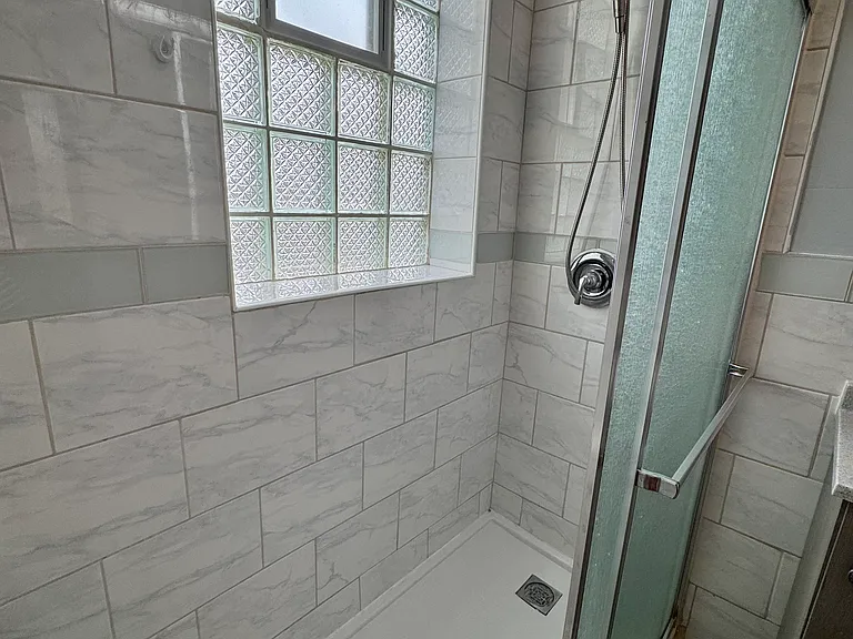 2424 N Lorel Ave #2 — Photo 14