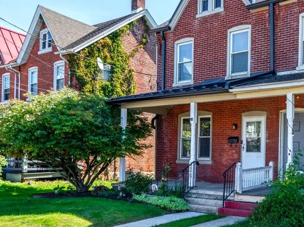 328 E Jackson St, New Holland, PA 17557