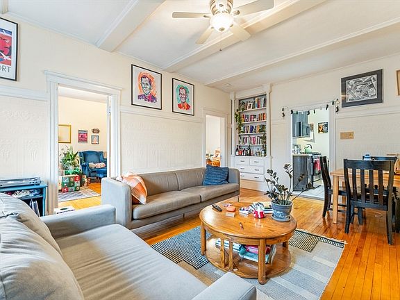 4th image of 208 Allston St APT 4