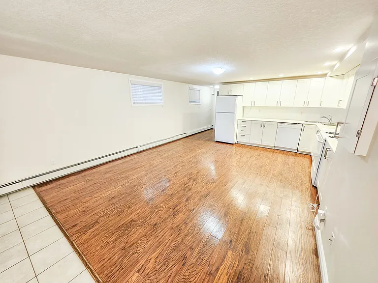 2424 14th St SW — Photo 5