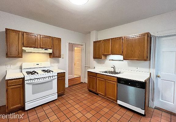 landlord_unit_photo_66148335_4