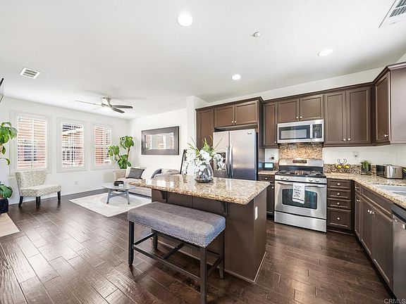 5th image of 1824 Peach Ct Unit 3