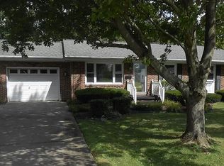 108 Bel Air Dr, Loogootee, IN 47553