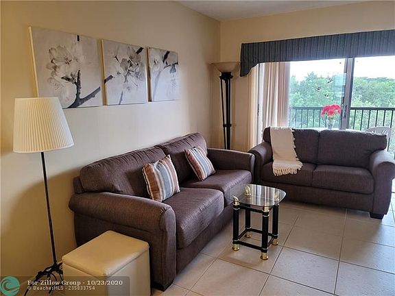 5th image of 2230 N Cypress Bend Dr APT 510