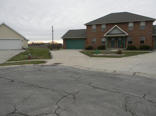 896 Shields Dr #TWO, Upper Sandusky, OH 43351