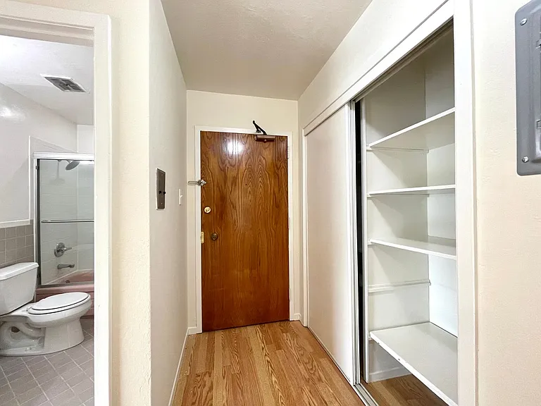 1226 19th Ave #406R — Photo 10