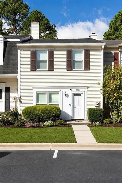 2 bed, 2.5 bath, 1160 sqft, $1,950 — Photo 3
