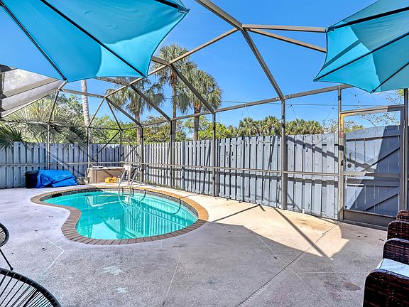 5th image of 1504 Timberlane Circle #D