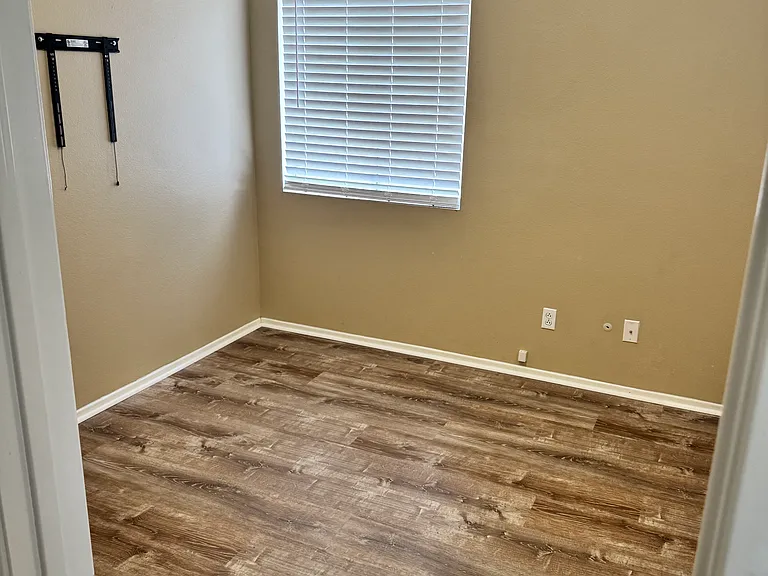 30050 Laurel Creek Dr — Photo 28