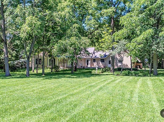 4th image of 2508 Lindenwood Ln