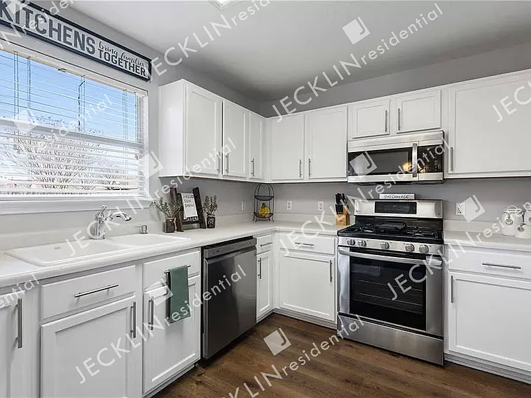 100 David Dr — Photo 9