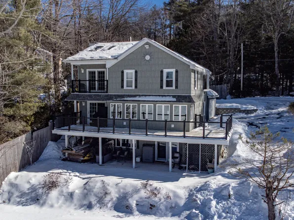 54 Sunny Shore Place, Oakland, ME 04963