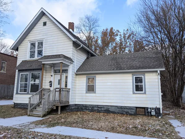 614 Pope St, Rockford, IL 61104