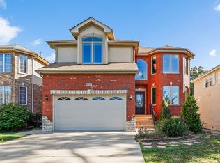 9935 Menard Ave, Oak Lawn, IL