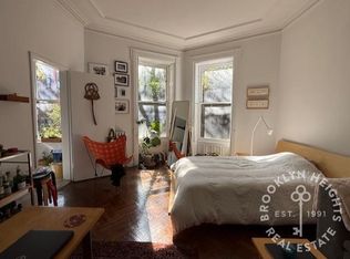 233 Berkeley Pl APT 5, Brooklyn, NY 11217