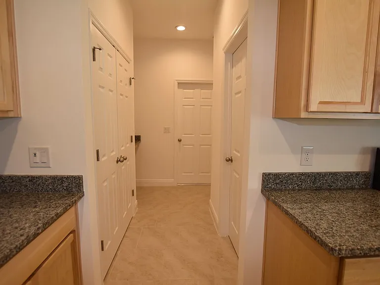 1845 Ross Hammock Ave — Photo 9