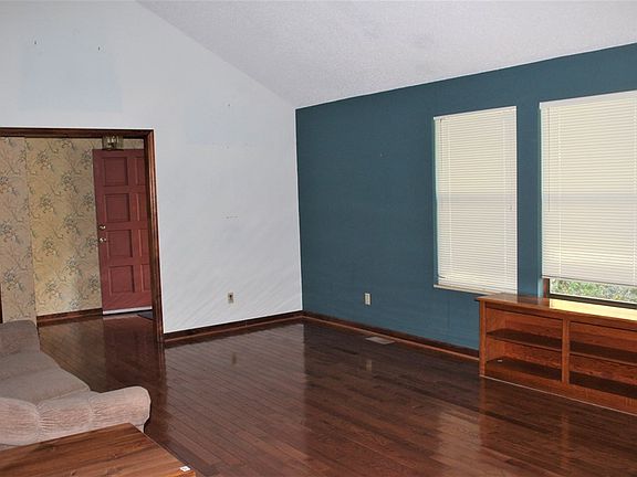 5th image of 3623 Bartlett Dr