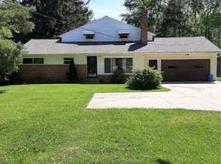 16985 Howe Rd, Strongsville, OH 44136