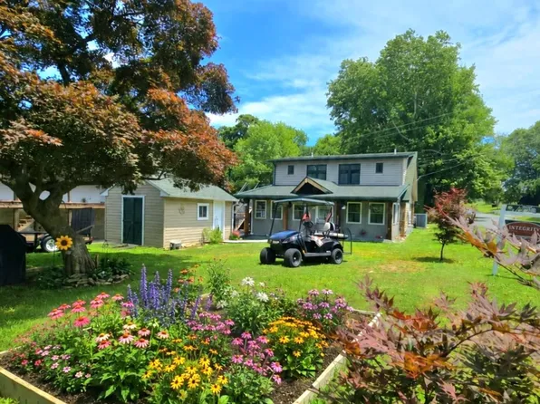 144 S Park Dr, Earleville, MD 21919