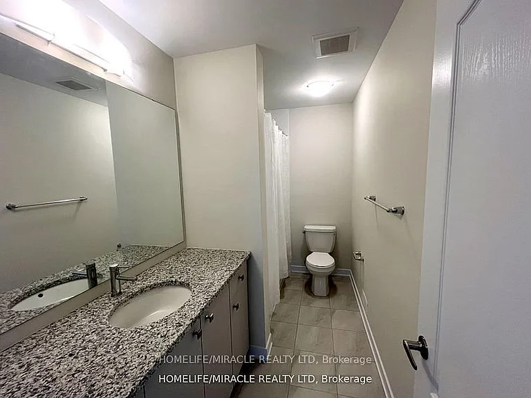 66 Aviron Cres — Photo 19