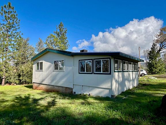 3rd image of 21875 Manton School Rd