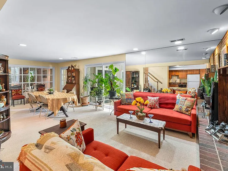 1329 Gresham Rd — Photo 34