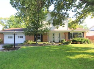 5460 Elmcrest Ln, Cincinnati, OH 45242