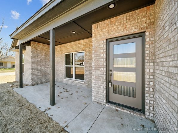 400 W 7th St, Dewey, OK 74029