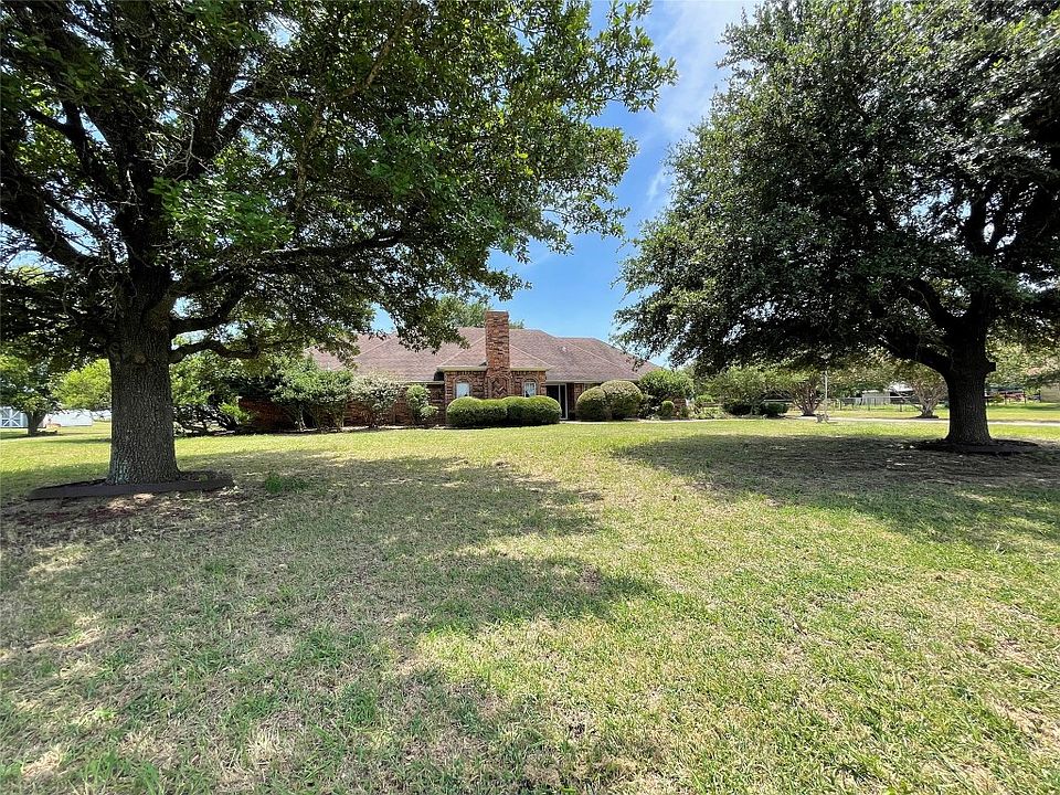 1st image of 846 Meadow Lark Ln