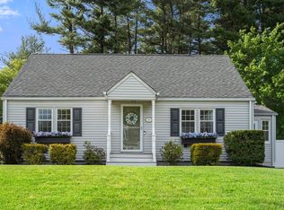 15 Marie St, Tewksbury, MA 01876