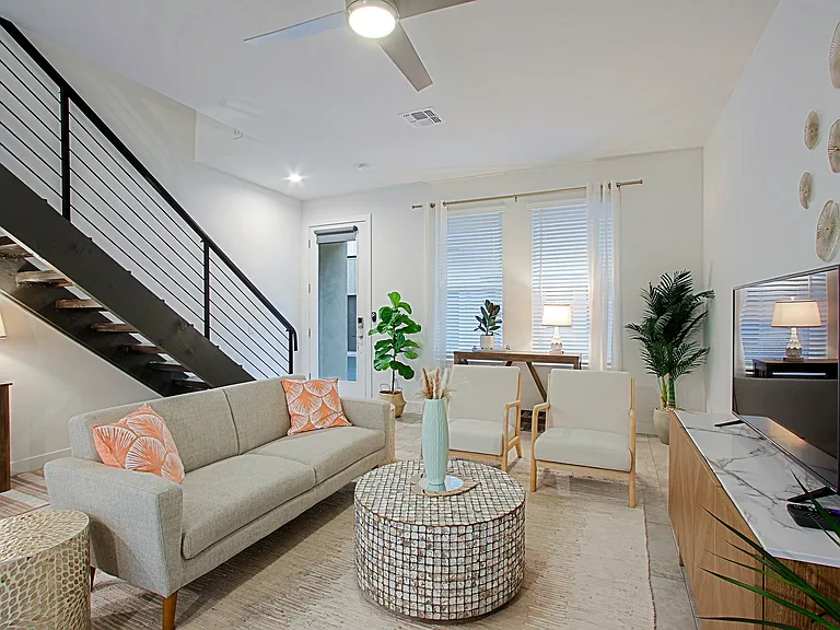 Luxana Apartments — Photo 36