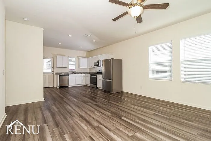 13615 Summer Light St — Photo 9