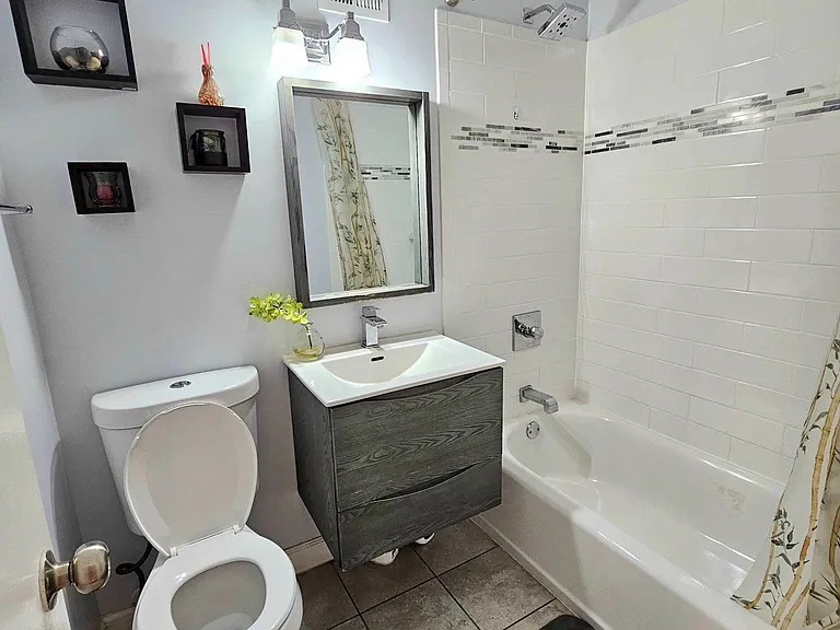 7603 Tiverton Dr #7603 — Photo 10