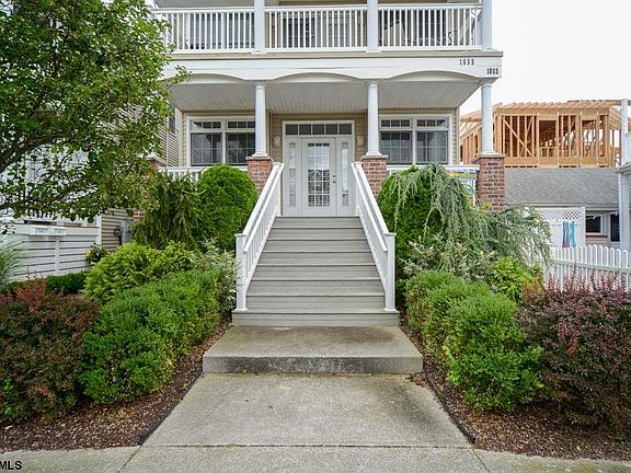 2nd image of 1853 Asbury Ave APT 1