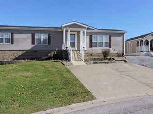 611 Pine Ct, Mount Sterling, KY 40353