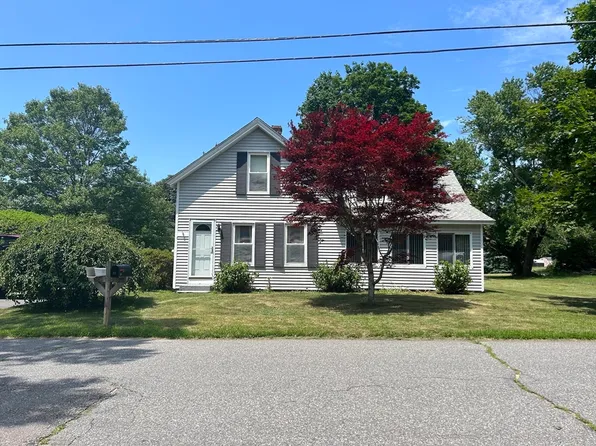 88 Shirley Rd, Lancaster, MA 01523
